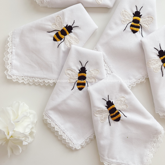 Honeybee Embroidered Linen Napkins – Elegant Floral Napkin – Rustic Wedding Table Decor Housewarming Gift, for Her or Hostess