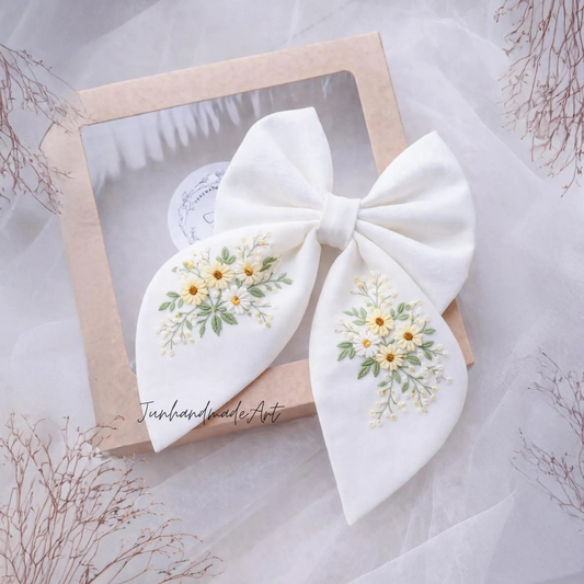 Personalized Linen Hair Bow – Hand Embroidered Flower Bow with Pattern – Custom Name Text Bow for Girls, Handmade Hairpin Bow for Girl