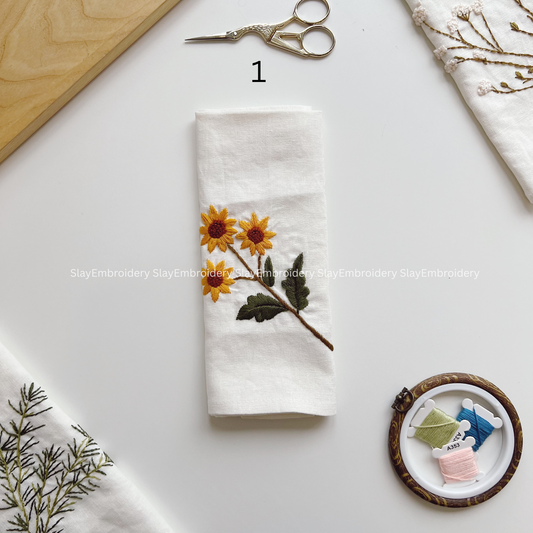 Wildflower Embroidered Linen Napkins – Elegant Floral Napkin – Rustic Wedding Table Decor Housewarming Gift, for Her or Hostess