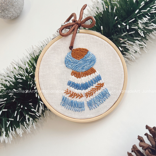 Pretty Scarf Christmas Ornament 10 x 10 cm (4x4 in)
