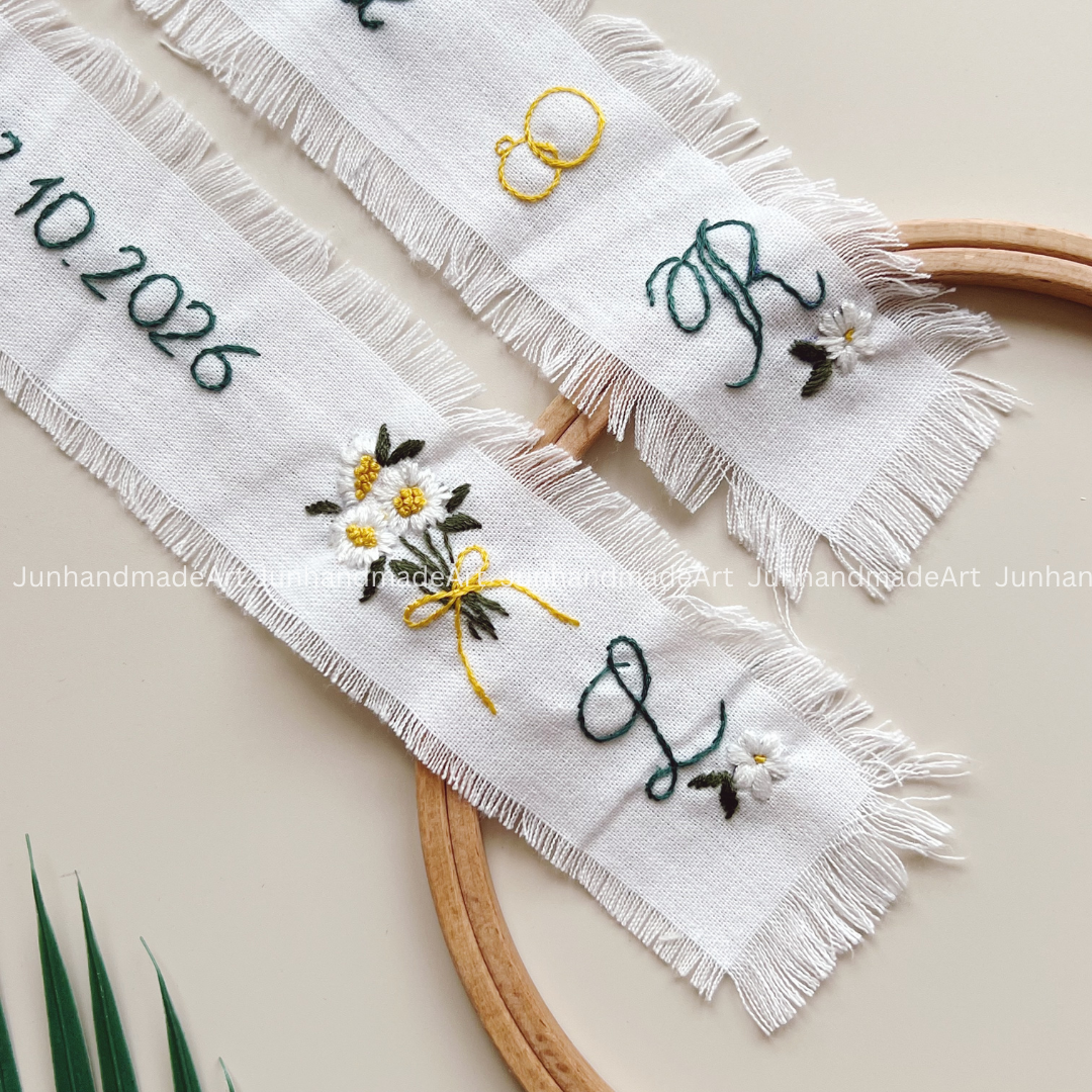 Lovely Daisies Embroidered Wedding Ribbon – Custom Linen Tie for Bouquet or Hair, Hand-stitched with Names & Date, Bridal Keepsake Gift