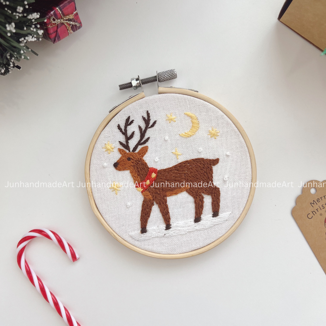 Dreamy Reindeer Christmas Ornament 10 x 10 cm (4x4 in)