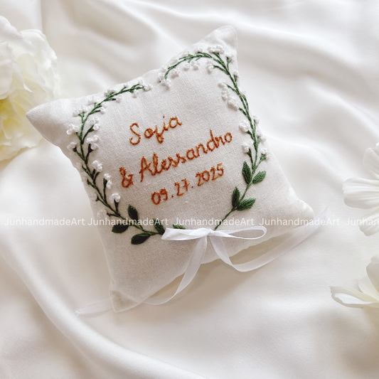 Everlasting Baby Breath Bearer Pillow Linen Wedding Cushion Hand Embroidery Ring Holder Floral Ring Pillow Wedding Gift