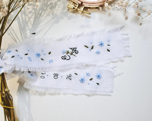 Personalized Embroidered Wedding Ribbon – Custom Linen Tie for Bouquet or Hair, Hand-stitched with Names & Date, Bridal Keepsake Gift