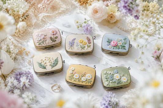 Hand Embroidered Floral Jewelry Box, Personalized Linen Ring Box, Vintage Mini Keepsake Case, Bridesmaid Gift, Wedding Ring Holder