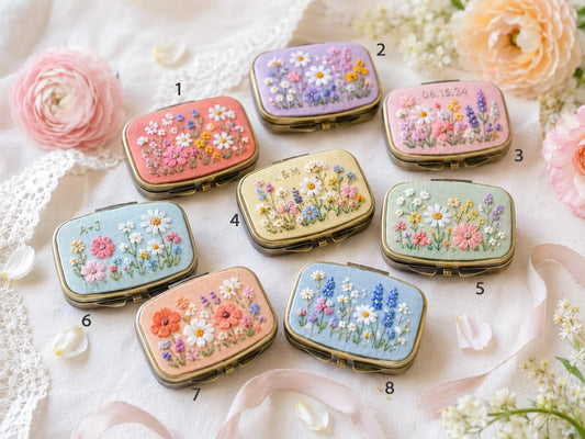Hand Embroidered Floral Jewelry Box, Personalized Linen Ring Box, Vintage Mini Keepsake Case, Bridesmaid Gift, Wedding Ring Holder