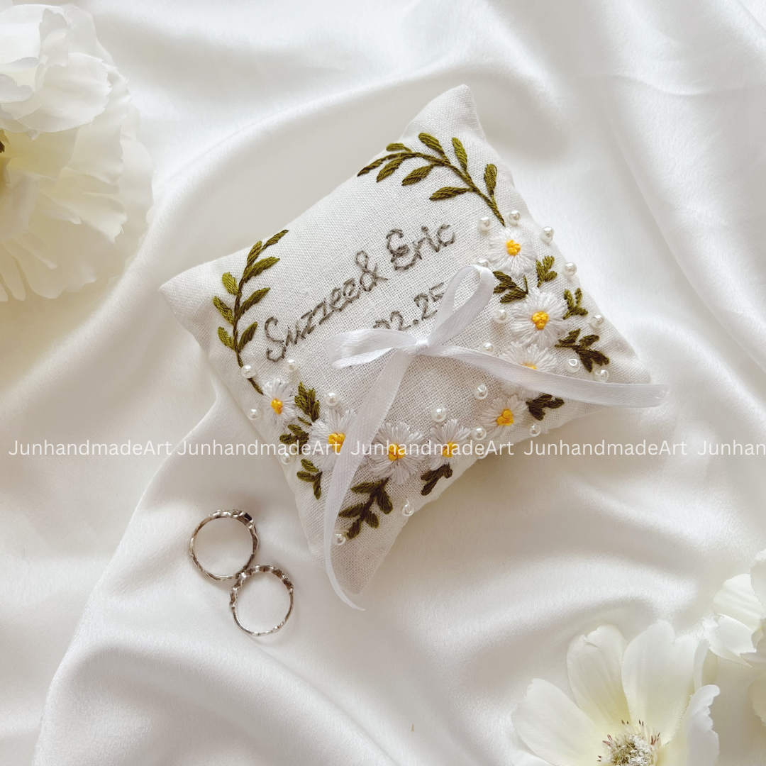 Magical Daisies Bearer Pillow Linen Wedding Cushion Hand Embroidery Ring Holder Floral Ring Pillow Wedding Gift