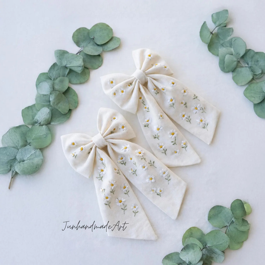 Personalized Linen Hair Bow – Hand Embroidered Flower Bow with Pattern – Custom Name Text Bow for Girls, Handmade Hairpin Bow for Girl