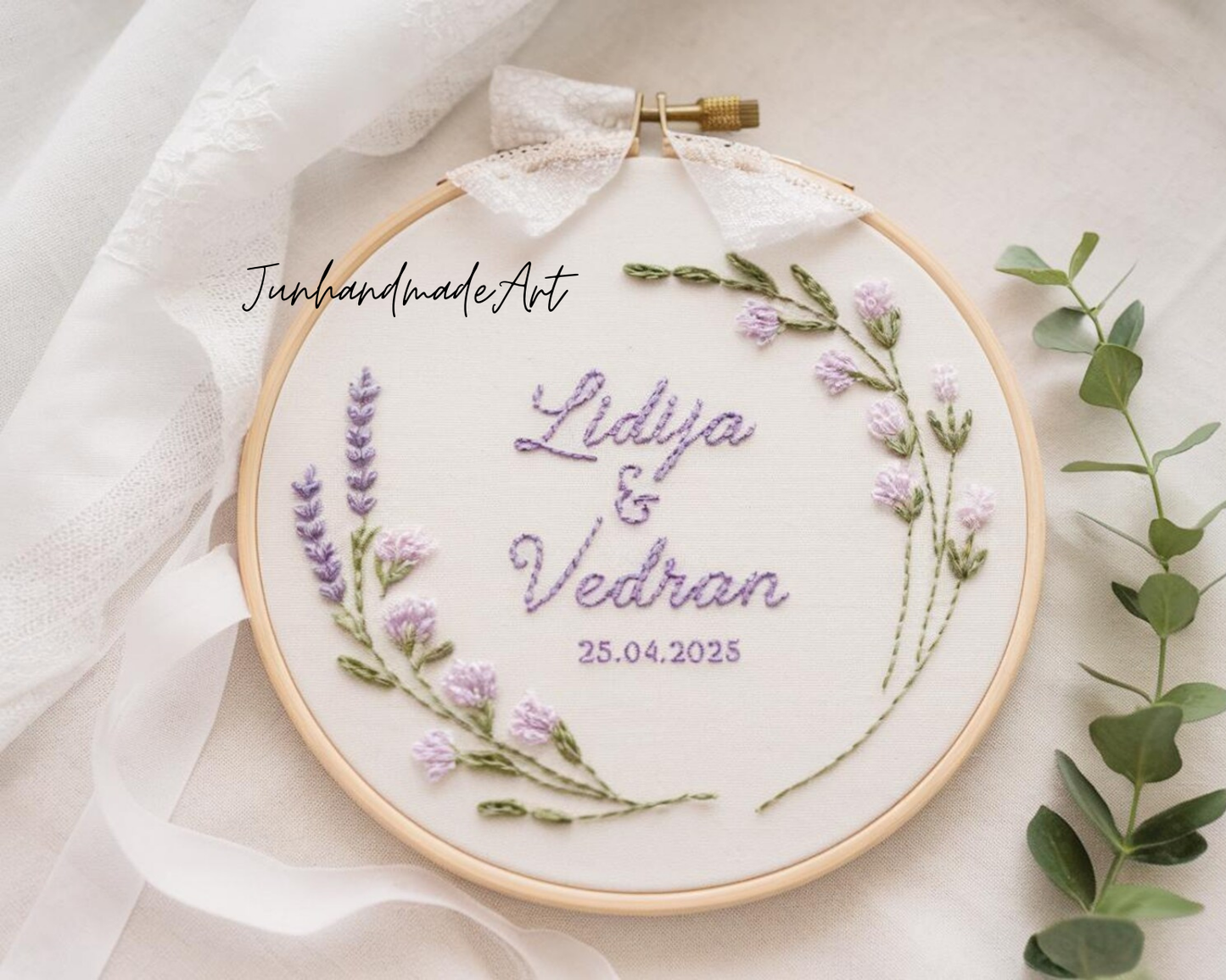 Custom Wedding Embroidery Hoop with Flowers and Names – Personalized Hand Embroidered Wildflowers Gift for Couple, Anniversary