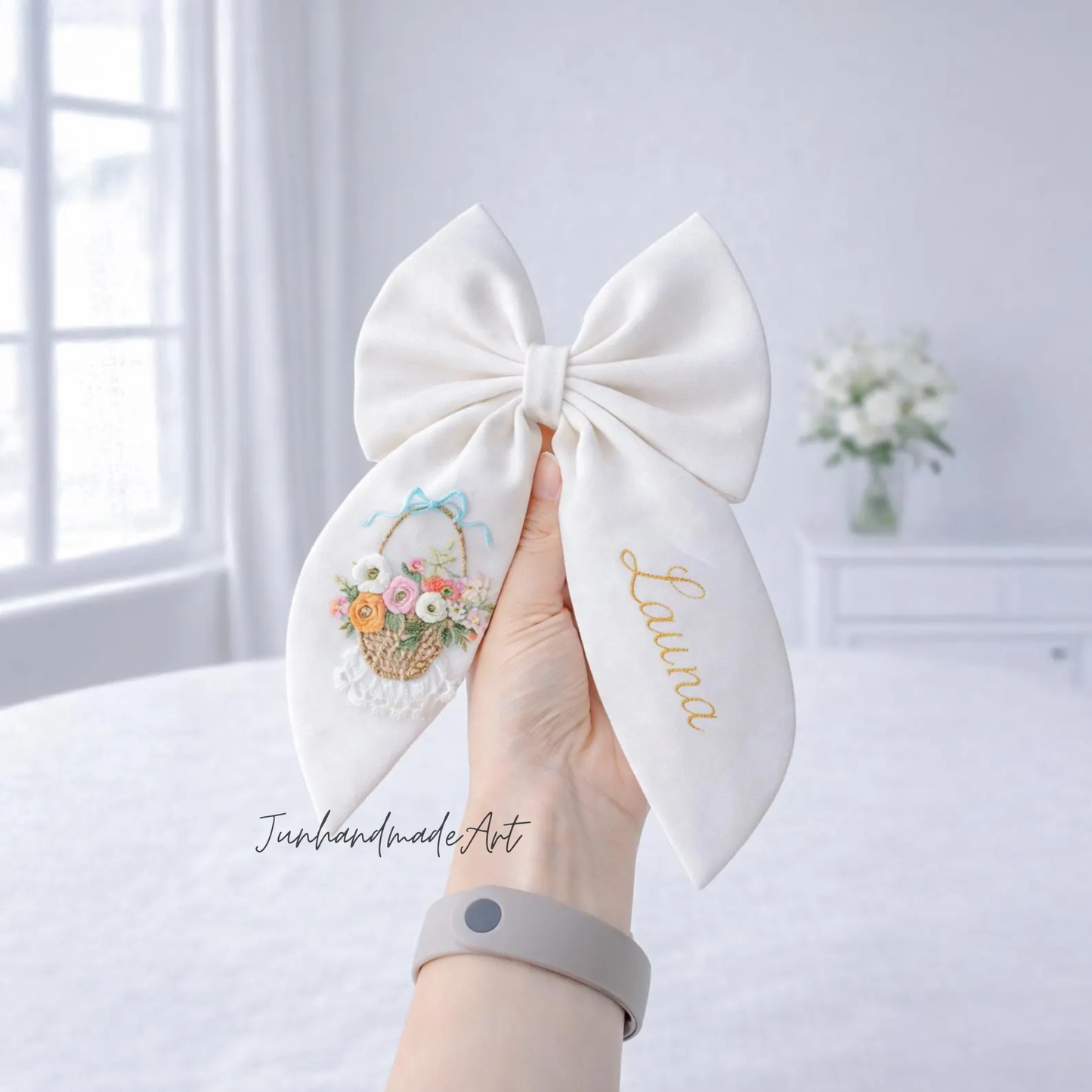 Personalized Linen Hair Bow – Hand Embroidered Flower Bow with Initial – Custom Name Text Bow for Girls, Handmade Hairpin Bow for Girl
