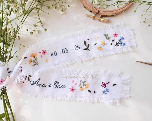 Personalized Embroidered Wedding Ribbon – Custom Linen Tie for Bouquet or Hair, Hand-stitched with Names & Date, Bridal Keepsake Gift