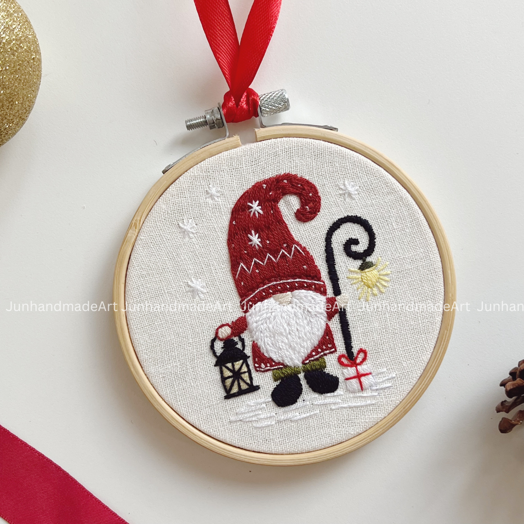 Santa Claus Christmas Ornament 10 x 10 cm (4x4 in)