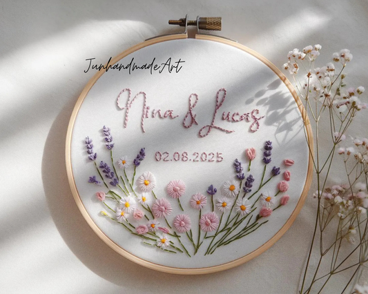 Custom Wedding Embroidery Hoop with Flowers and Names – Personalized Hand Embroidered Wildflowers Gift for Couple, Anniversary