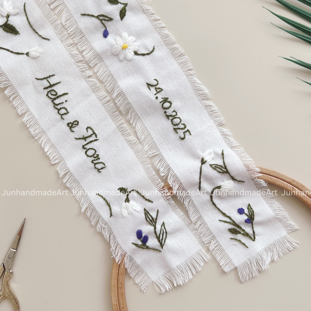 Elegant Daisies Embroidered Wedding Ribbon – Custom Linen Tie for Bouquet or Hair, Hand-stitched with Names & Date, Bridal Keepsake Gift