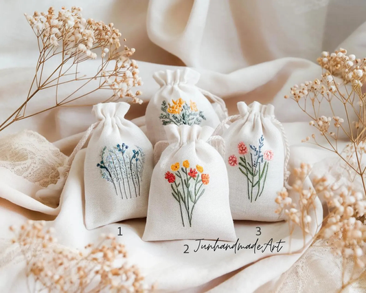 Personalized Embroidered Wedding Sachet Bag – Wedding Favor Gift, Linen Lavender Pouch, Custom Name & Date