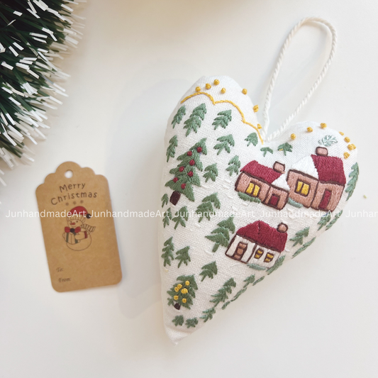 Holiday Atmosphere Christmas Heart Ornament – Hand Embroidered Linen Floral Ornament – Custom Christmas Gift Decoration