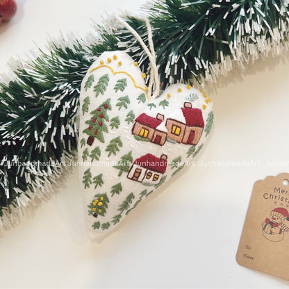 Holiday Atmosphere Christmas Heart Ornament – Hand Embroidered Linen Floral Ornament – Custom Christmas Gift Decoration