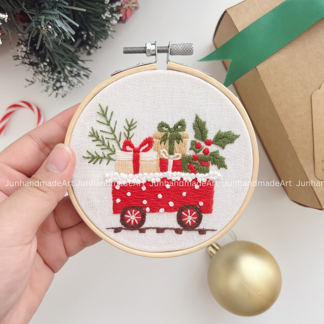Cheerful Train Christmas Ornament 10 x 10 cm (4x4 in)