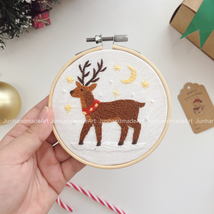 Dreamy Reindeer Christmas Ornament 10 x 10 cm (4x4 in)