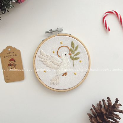 Magical Bird Christmas Ornament 10 x 10 cm (4x4 in)