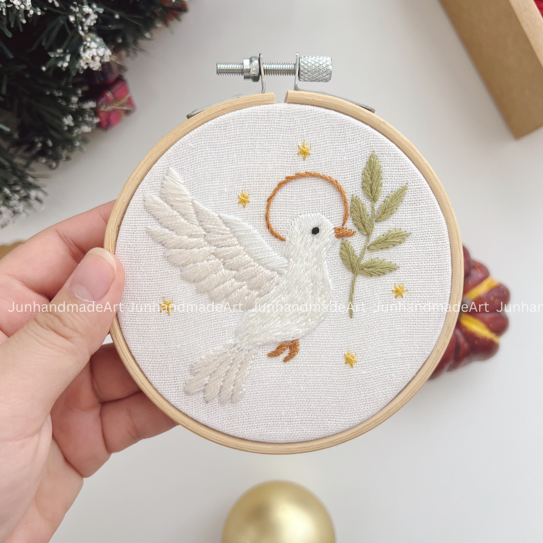 Magical Bird Christmas Ornament 10 x 10 cm (4x4 in)