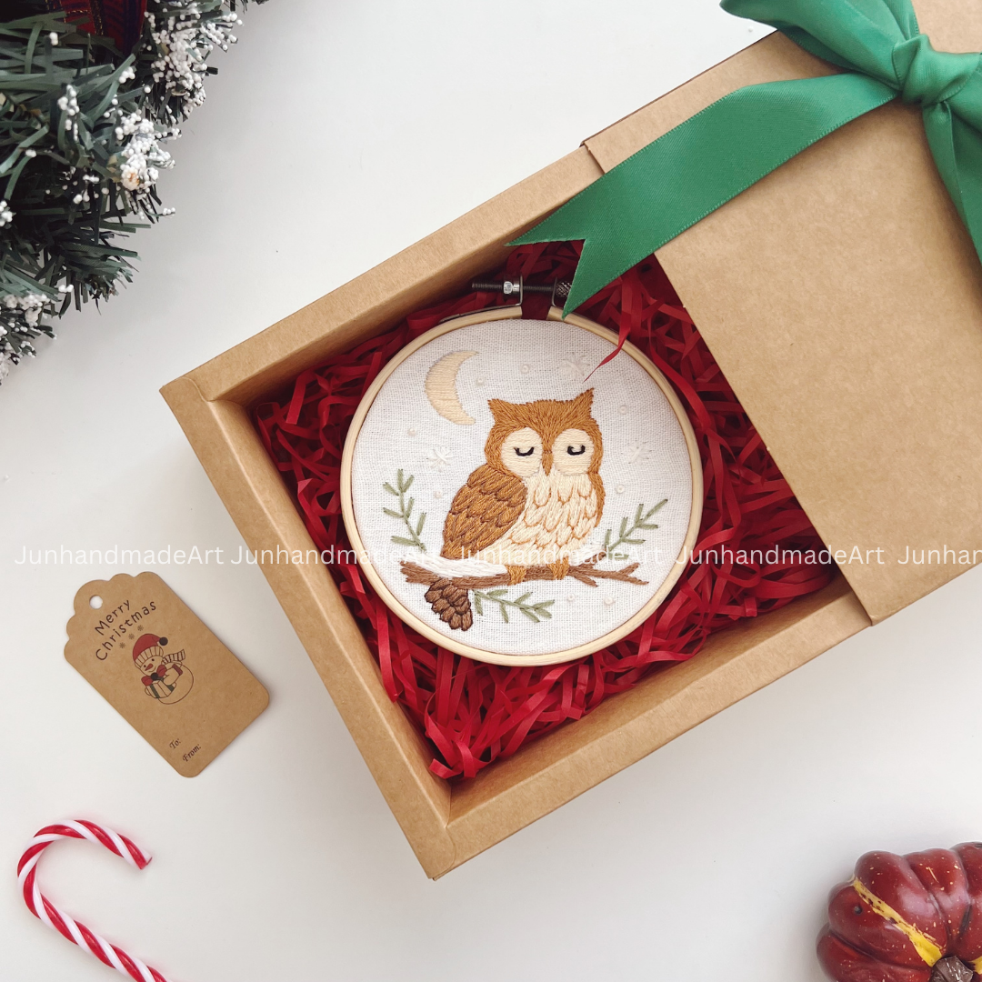 Sleepy Owl Christmas Ornament 10 x 10 cm (4x4 in)