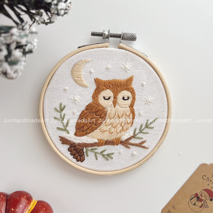 Sleepy Owl Christmas Ornament 10 x 10 cm (4x4 in)