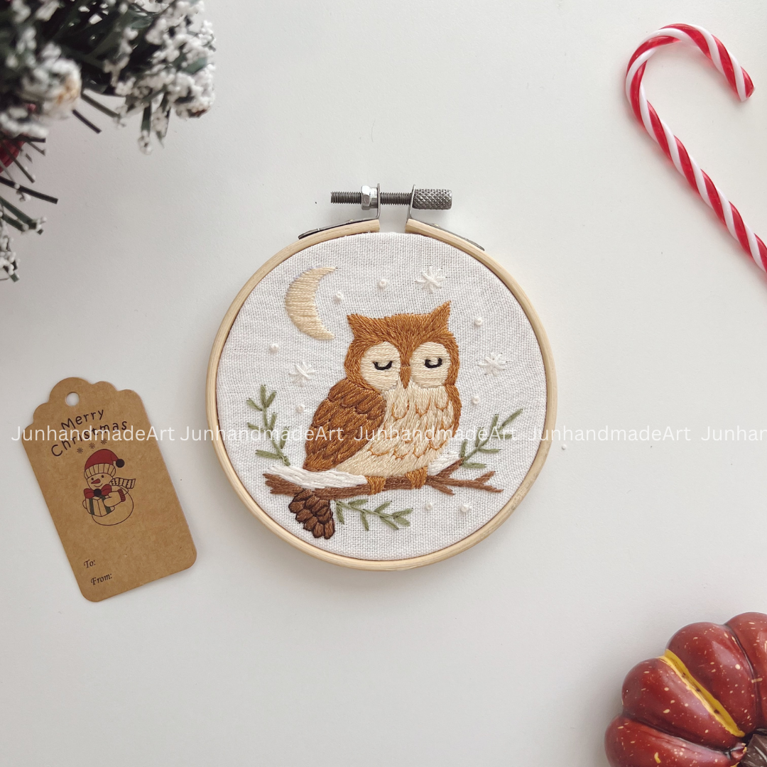 Sleepy Owl Christmas Ornament 10 x 10 cm (4x4 in)