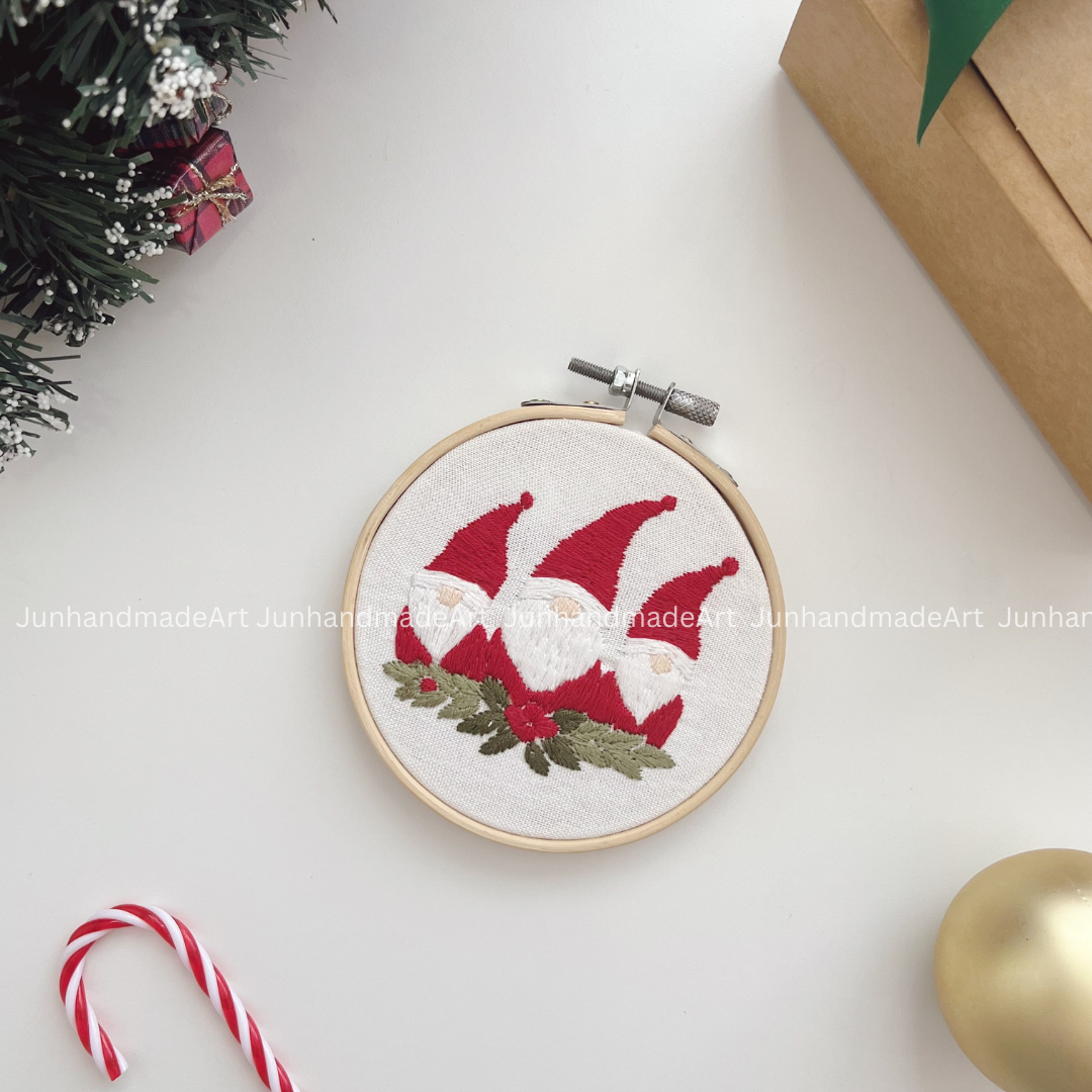 Santa Christmas Ornament 10 x 10 cm (4x4 in)