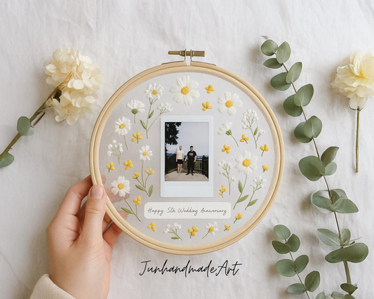 Custom Wedding Embroidery Transparent Hoop with Flowers and Photo – Personalized Hand Embroidered Wildflowers Gift for Couple, Wedding Gift