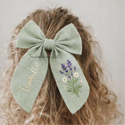 Personalized Linen Hair Bow – Hand Embroidered Flower Bow with Initial – Custom Name Text Bow for Girls, Handmade Hairpin Bow for Girl