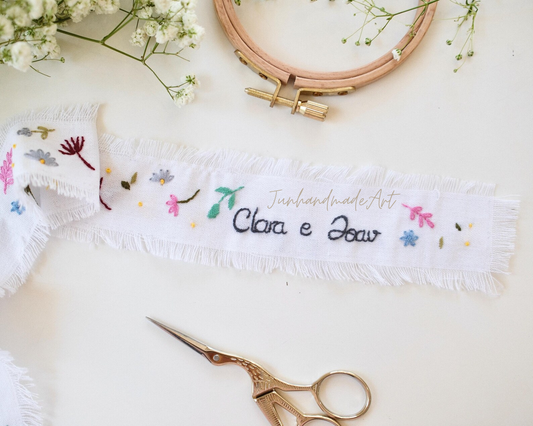 Personalized Embroidered Wedding Ribbon – Custom Linen Tie for Bouquet or Hair, Hand-stitched with Names & Date, Bridal Keepsake Gift