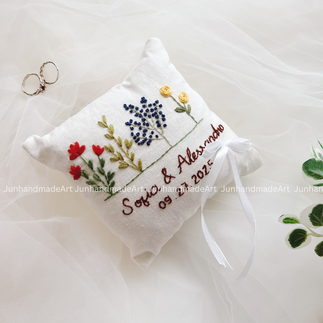 Lovely Dried Flowers Bearer Pillow Linen Wedding Cushion Hand Embroidery Ring Holder Floral Ring Pillow Wedding Gift
