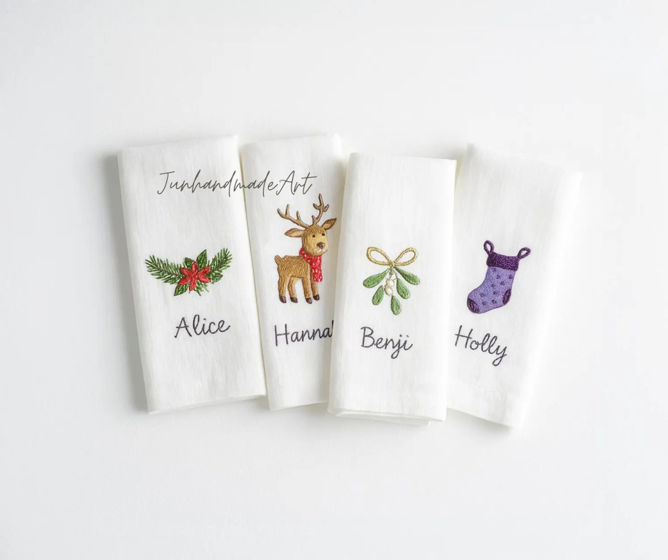 Set 4 Embroidered Linen Christmas Napkins – Christmas Bouquet Design | 100% Linen Cloth Napkins | Christmas, Custom Name, Christmas Gift
