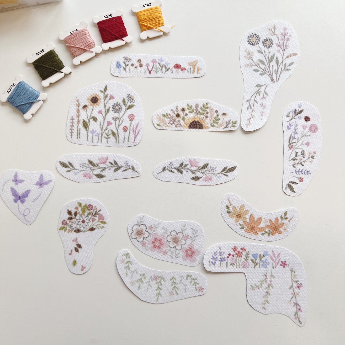 Jeans Pocket Flower Embroidery Pattern, Stick and Stitch Transfer, Water Soluble Pattern for Beginners