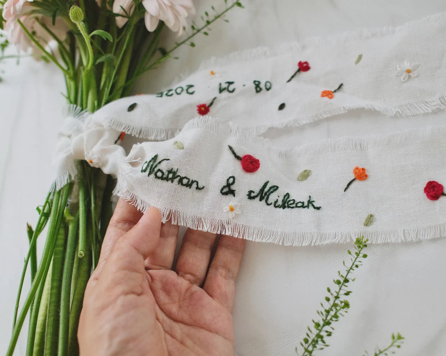 Personalized Embroidered Wedding Ribbon – Custom Linen Tie for Bouquet or Hair, Hand-stitched with Names & Date, Bridal Keepsake Gift