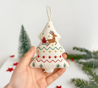 Hand Embroidered Christmas Heart Ornament – Bright and Joyful Holiday Scene, Winter Tree & Village Decor, Christmas Gift Decoration