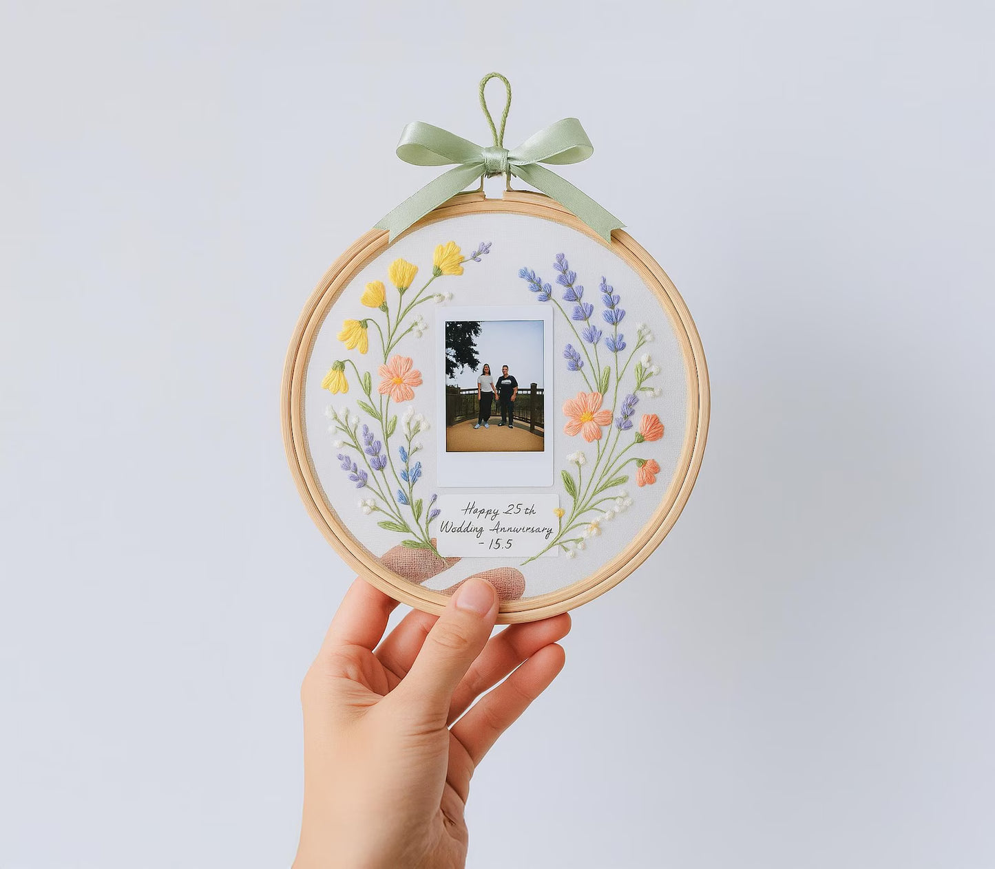 Custom Wedding Embroidery Transparent Hoop with Flowers and Photo – Personalized Hand Embroidered Wildflowers Gift for Couple, Wedding Gift