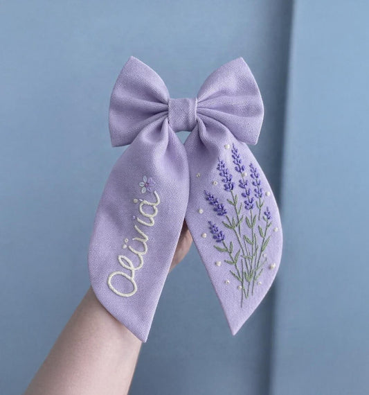 Personalized Tiny Floral Linen Hair Bow – Hand Embroidered Flower Bow with Initial – Custom Name Text Bow for Girls, Handmade Hairpin Bow for Girl