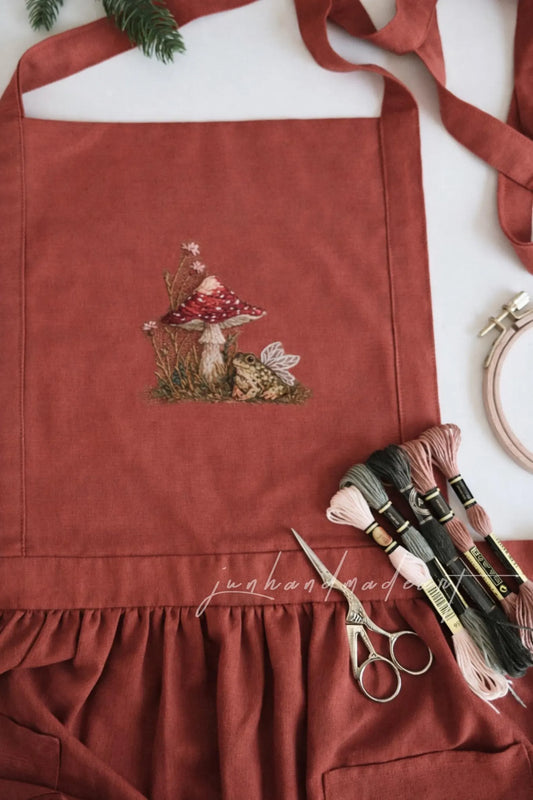 Hand Embroidered Mushroom & Frog Linen Apron, Woodland Fairycore Apron, Handmade Cottagecore Kitchen Apron, Whimsical Nature Gift for Her