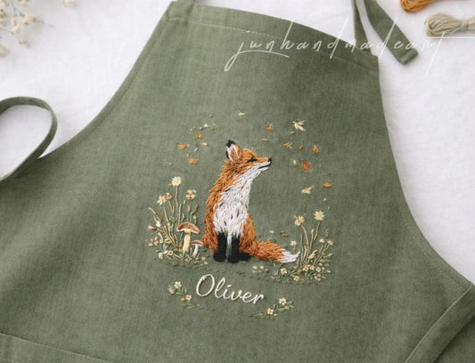 Personalized Fox Linen Apron, Hand Embroidered Woodland Animal Apron with Name, Cottagecore Autumn Apron, Custom Gift for Her