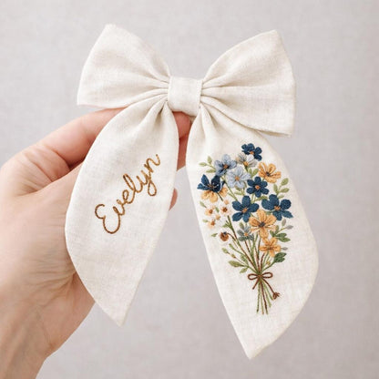 Forget Me Not Embroidered Hair Bow, Personalized Linen Bow Clip, Custom Name Flower Girl Bow, Wildflower Wedding Hair Accessory Gift for Her