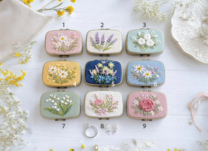Hand Embroidered Floral Jewelry Box, Personalized Linen Ring Box, Vintage Mini Keepsake Case, Bridesmaid Gift, Wedding Ring Holder
