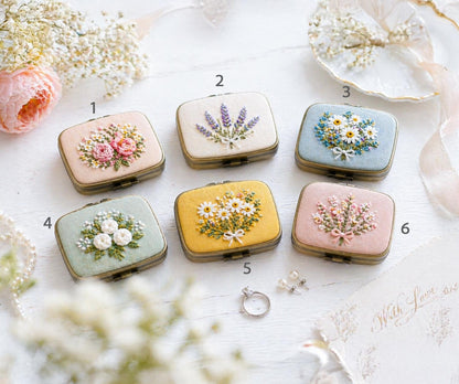 Hand Embroidered Floral Jewelry Box, Personalized Linen Ring Box, Vintage Mini Keepsake Case, Bridesmaid Gift, Wedding Ring Holder