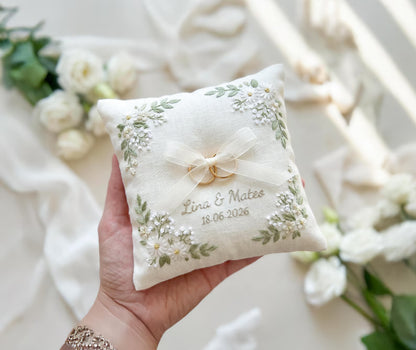 Daisy Meadow Embroidered Ring Bearer Pillow, Custom Linen Wedding Cushion, Hand Embroidery Ring Holder, Floral Ring Pillow, Wedding Gift