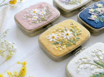 Hand Embroidered Floral Jewelry Box, Personalized Linen Ring Box, Vintage Mini Keepsake Case, Bridesmaid Gift, Wedding Ring Holder