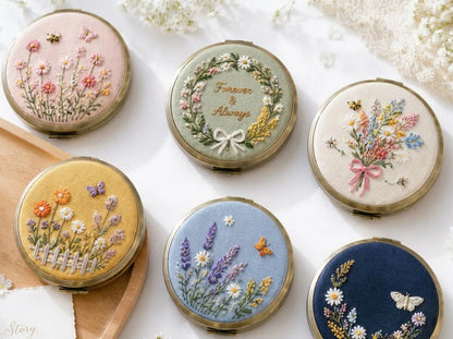 Hand Embroidered Floral Jewelry Box, Personalized Linen Ring Box, Vintage Mini Keepsake Case, Bridesmaid Gift, Wedding Ring Holder