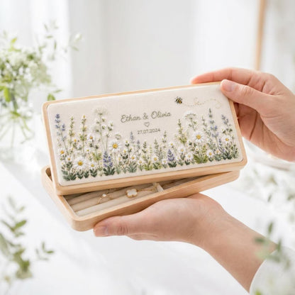 Hand Embroidered Wildflower Wooden Jewelry Box, Personalized Linen Ring Box, Vintage Wooden Keepsake Case, Bridesmaid Gift, Wedding Ring Holder