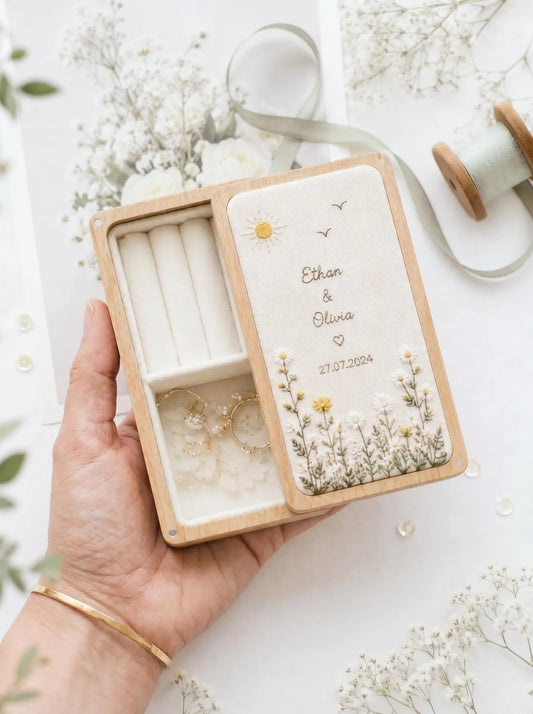 Hand Embroidered Sunshine Meadow Wooden Jewelry Box, Personalized Linen Ring Box, Vintage Wooden Keepsake Case, Bridesmaid Gift, Wedding Ring Holder