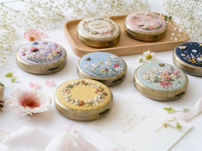 Hand Embroidered Floral Jewelry Box, Personalized Linen Ring Box, Vintage Mini Keepsake Case, Bridesmaid Gift, Wedding Ring Holder